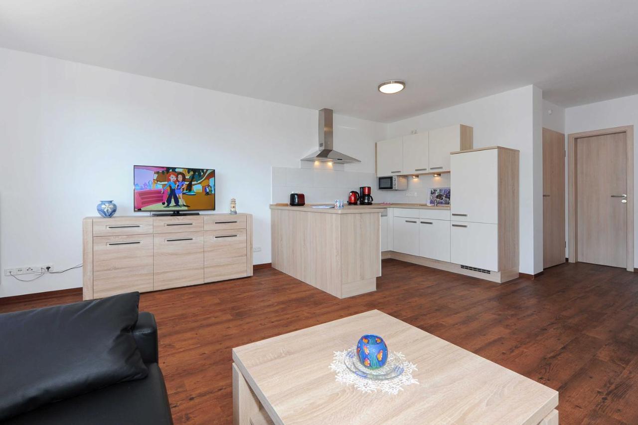 Haus Leuchtturm Apartment Bensersiel Bagian luar foto